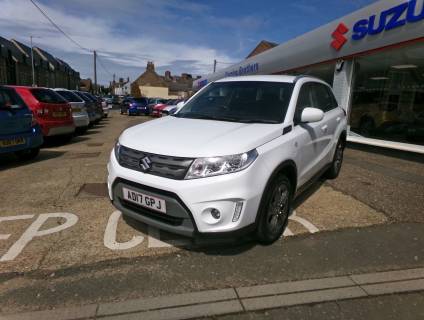 Suzuki Vitara 1.6 VITARA SZ-T Hatchback Petrol White