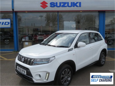 Suzuki Vitara 1.4 Boosterjet 48V Hybrid SZ4 5dr Estate Petrol White at Suzuki UCL Milton Keynes