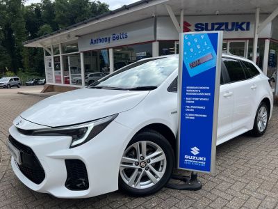 Suzuki Swace 1.8 Estate Ultra Estate Petrol / Electric Hybrid at Suzuki UCL Milton Keynes