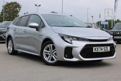 Suzuki Swace 1.8 Hybrid Motion 5dr CVT Estate Hybrid Silver at Suzuki UCL Milton Keynes