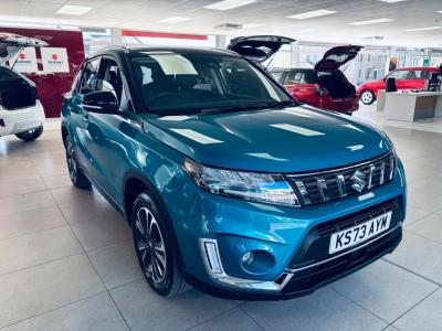 Suzuki Vitara 1.4 Boosterjet 48V Hybrid SZ5 5dr Hatchback Petrol TURQUOISE at Suzuki UCL Milton Keynes