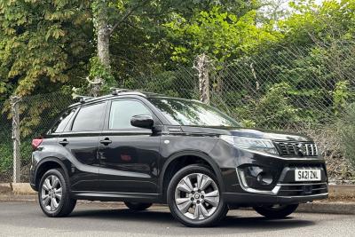 Suzuki Vitara 1.4 Boosterjet 48V Hybrid SZ-T 5dr Auto Hatchback Petrol BLACK at Suzuki UCL Milton Keynes
