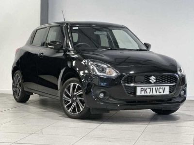 Suzuki Swift 1.2 Sz5 Dualjet Mhev Cv Hatchback Hybrid Pearl Black Metallic at Suzuki UCL Milton Keynes