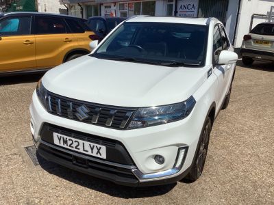 Suzuki Vitara 1.4 Boosterjet 48V Hybrid SZ5 5dr Estate Petrol White at Suzuki UCL Milton Keynes
