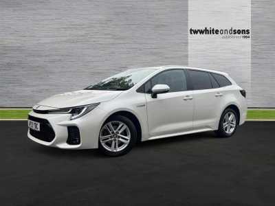 Suzuki Swace 1.8 Sz5 Hev Cvt Estate Petrol White at Suzuki UCL Milton Keynes