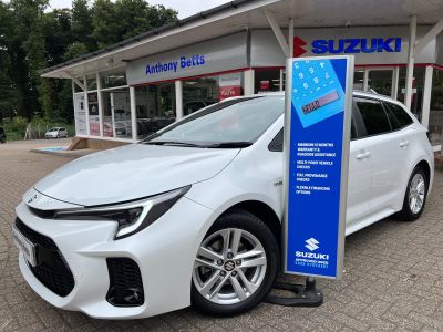 Suzuki Swace 1.8 Estate Ultra Estate Petrol / Electric Hybrid at Suzuki UCL Milton Keynes