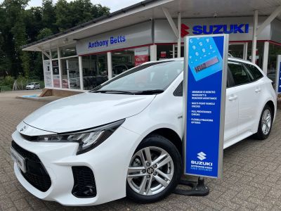 Suzuki Swace 1.8 Estate Motion Estate Petrol / Electric Hybrid at Suzuki UCL Milton Keynes