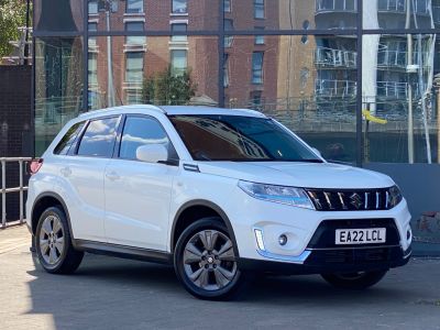 Suzuki Vitara 1.4 Boosterjet 48V Hybrid SZ-T 5dr Hatchback Petrol White at Suzuki UCL Milton Keynes