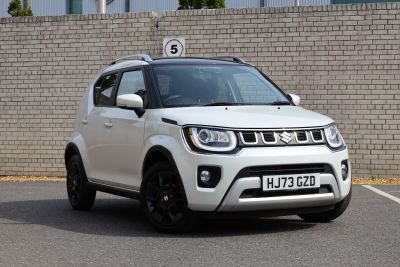Suzuki Ignis 1.2 Dualjet 12V Hybrid SZ5 Hatchback Petrol Pearl/metallic paint - Pure white pearl/Black at Suzuki UCL Milton Keynes