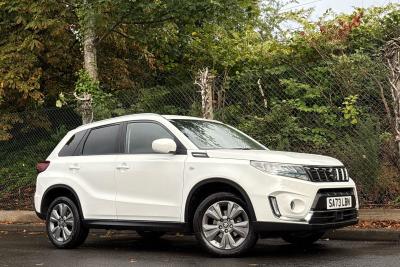 Suzuki Vitara 1.4 Boosterjet 48V Hybrid SZ-T 5dr Hatchback Petrol WHITE at Suzuki UCL Milton Keynes