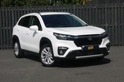 Suzuki S-Cross 1.4 Boosterjet 48V Hybrid Motion 5dr Hatchback Petrol WHITE at Suzuki UCL Milton Keynes