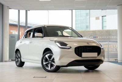 Suzuki Swift 1.2 Hybrid Ultra CVT Hatchback Petrol Pure White Pearl at Suzuki UCL Milton Keynes
