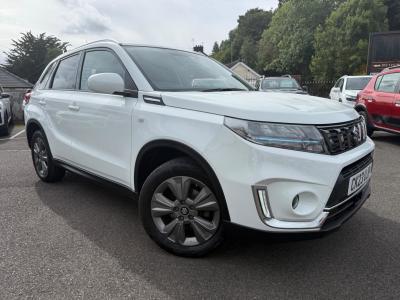 Suzuki Vitara 1.4 Boosterjet 48V Hybrid SZ-T 5dr Hatchback Petrol WHITE at Suzuki UCL Milton Keynes