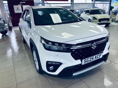 Suzuki S-Cross 1.4 Boosterjet 48V Hybrid Motion 5dr Hatchback Petrol WHITE at Suzuki UCL Milton Keynes