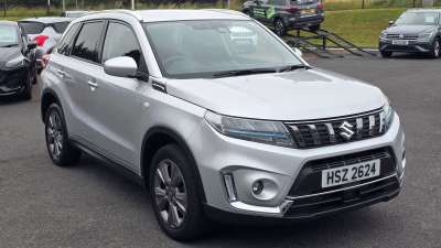 Suzuki Vitara 1.4 48v Boosterjet Hybrid Sz-t Estate Hybrid Silky Silver at Suzuki UCL Milton Keynes