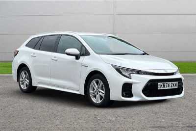 Suzuki Swace 1.8 HYBRID MOTION 5DR CVT Estate Hybrid White at Suzuki UCL Milton Keynes