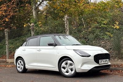 Suzuki Swift 1.2 Mild Hybrid Motion 5dr Hatchback Petrol WHITE at Suzuki UCL Milton Keynes