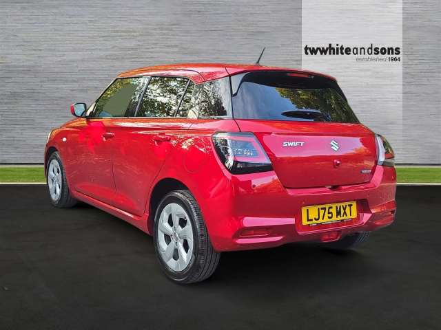 Suzuki Swift 1.2 Mild Hybrid Motion CVT
