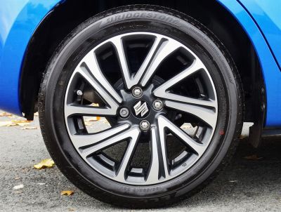 Suzuki Swift 1.2 Dualjet MHEV SZ-L Hatchback 5dr Petrol Hybrid Manual Euro 6 (s/s) (83 ps) Hatchback Hybrid Blue at Suzuki UCL Milton Keynes