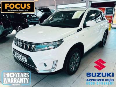 Suzuki Vitara 1.4 Boosterjet 48V Hybrid SZ-T 5dr Hatchback Petrol WHITE at Suzuki UCL Milton Keynes
