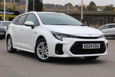 Suzuki Swace 1.8 Hybrid Motion 5dr CVT Estate Hybrid White at Suzuki UCL Milton Keynes