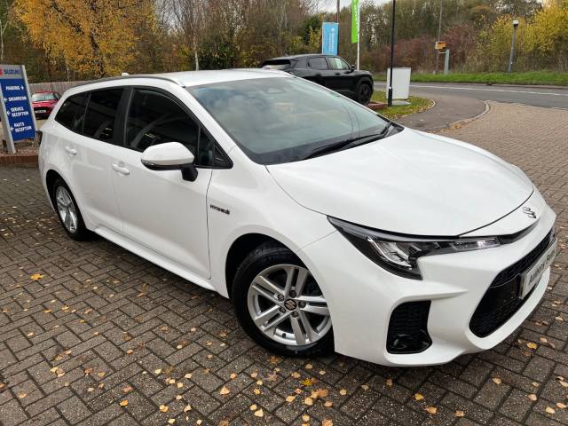 2023 Suzuki Swace 1.8 Estate Motion