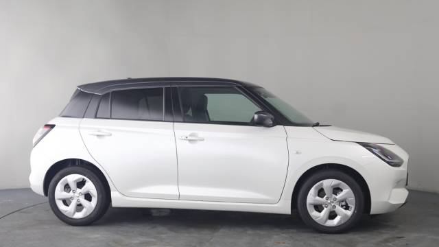 2025 Suzuki Swift 1.2 Hatchback Motion