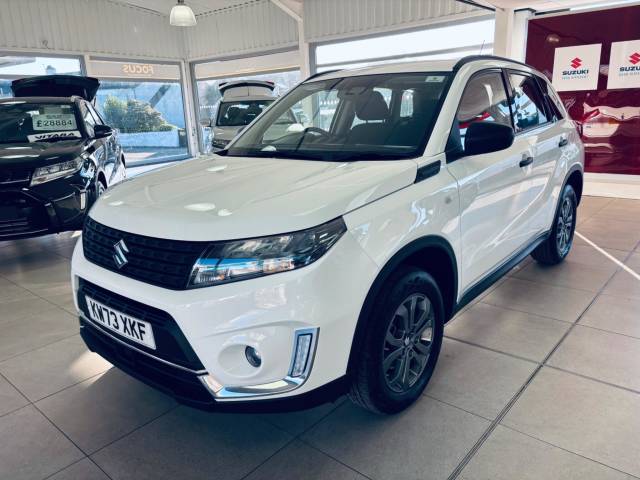 Suzuki Vitara 1.4 Boosterjet 48V Hybrid Go 5dr Hatchback Petrol WHITE