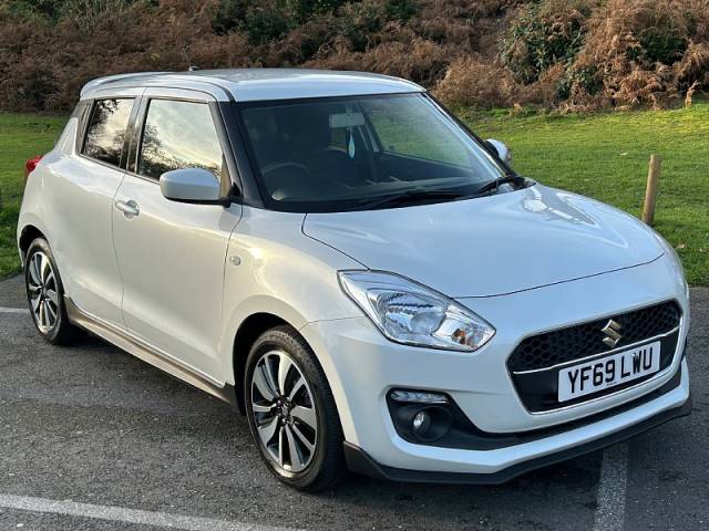 Suzuki Swift 1.2 Dualjet Attitude Hatchback 5dr Petrol Manual Euro 6 (s/s) (90 ps) Hatchback Petrol White