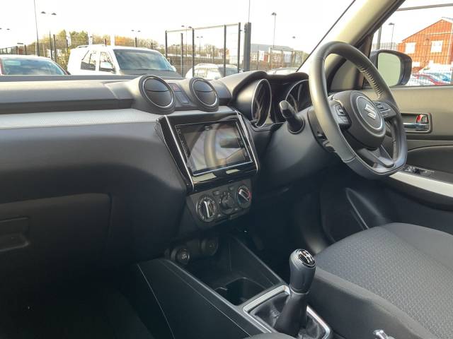 2024 Suzuki Swift 1.2 Hatchback SZ-L