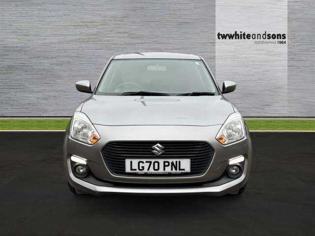 Suzuki Swift 1.2 Dualjet Hybrid SZT