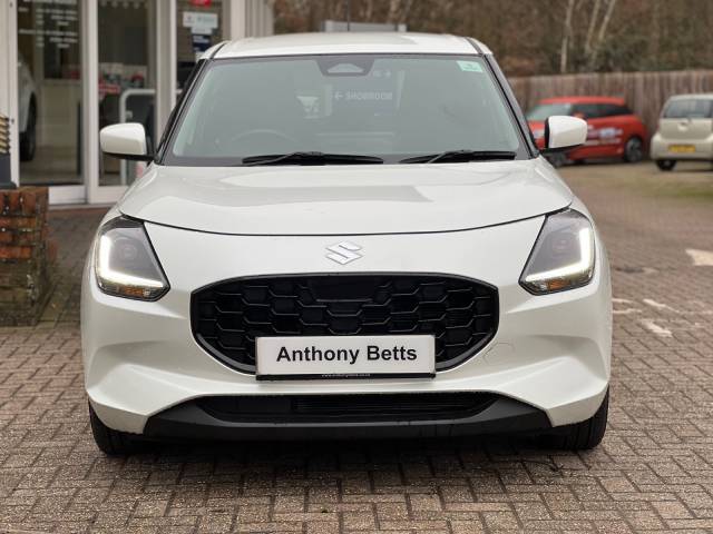 2024 Suzuki Swift 1.2 Hatchback Motion