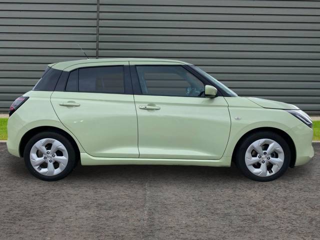 2025 Suzuki Swift 1.2 Mhev Motion Hatchback 5dr Petrol Hybrid Manual Euro 6 (s/s) (82 Ps)