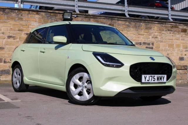 Suzuki Swift 1.2 Mild Hybrid Motion 5dr Hatchback Hybrid Yellow