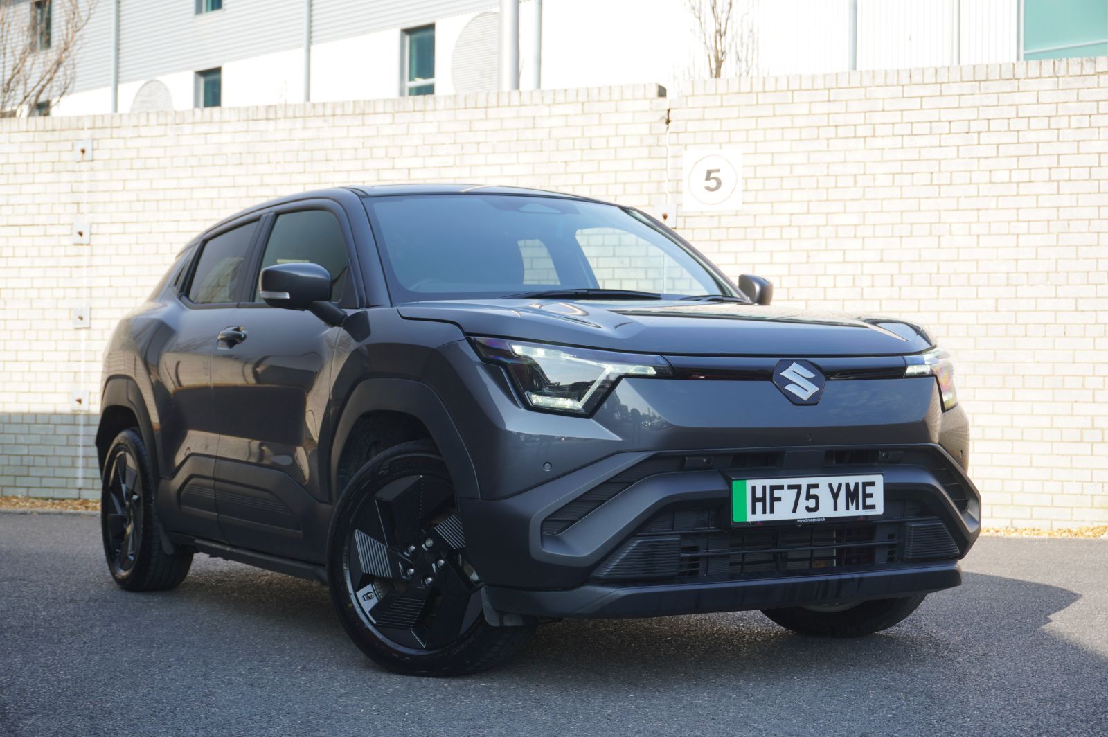 2025 Suzuki E-vitara