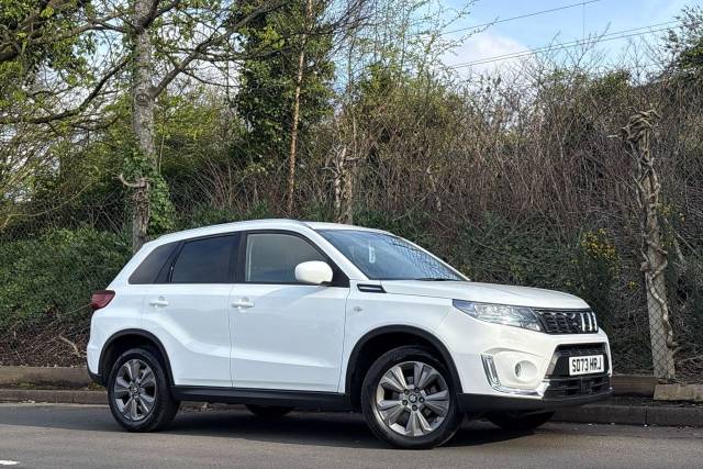 Suzuki Vitara 1.4 Boosterjet 48V Hybrid SZ-T 5dr Hatchback Petrol WHITE