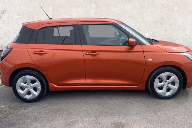 2024 Suzuki Swift 1.2 MHEV Motion Hatchback 5dr Petrol Hybrid Manual Euro 6 (s/s) (82 ps)