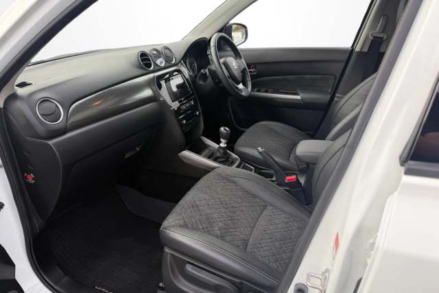 2021 Suzuki Vitara 1.4 Boosterjet 48V Hybrid SZ5 5dr