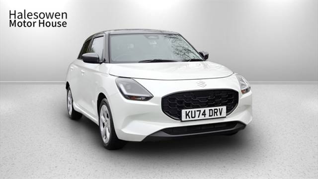 Suzuki Swift 1.2 MHEV Motion Hatchback 5dr Petrol Hybrid Manual Euro 6 (s/s) (82 ps) Hatchback Hybrid White