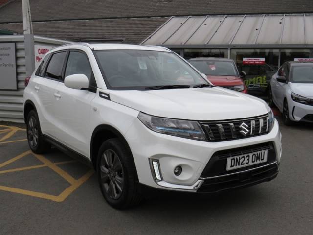 Suzuki Vitara 1.4 Boosterjet MHEV SZ-T SUV 5dr Petrol Hybrid Manual Euro 6 (s/s) (129 ps) SUV Hybrid White