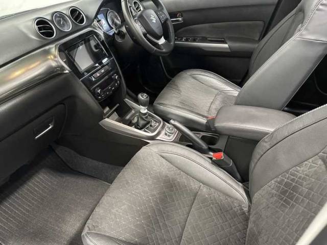 2023 Suzuki Vitara 1.4 Boosterjet Hybrid SZ5 ALLGRIP MT