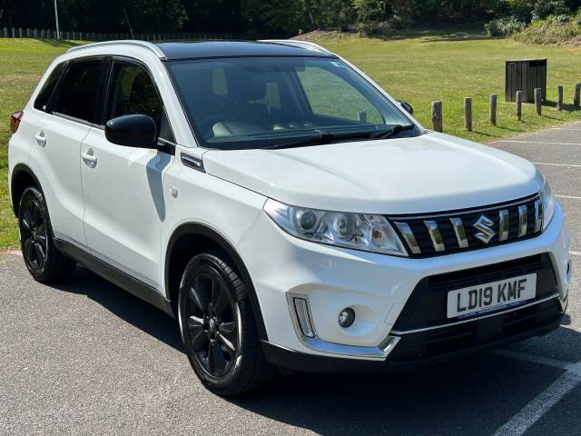 Suzuki Vitara 1.0 Boosterjet SZ-T SUV 5dr Petrol Manual Euro 6 (s/s) (111 ps) Sports Utility Vehicle Petrol White