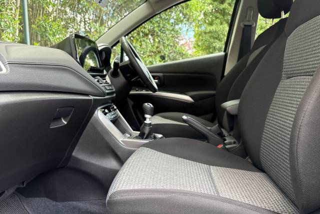 2025 Suzuki S-Cross 1.4 Boosterjet 48V Hybrid Motion 5dr