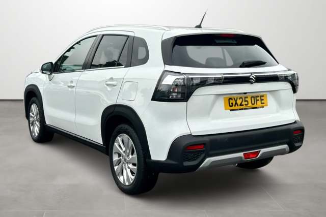 2025 Suzuki S-Cross 1.5 MOTION