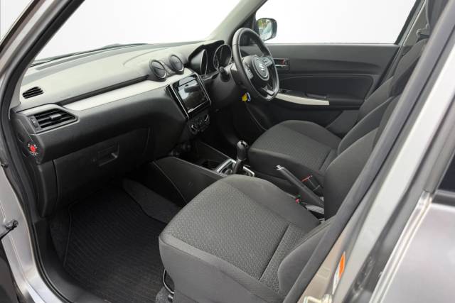 2024 Suzuki Swift 1.2 Hatchback SZ-L