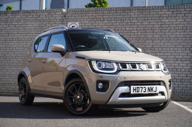 Suzuki Ignis 1.2 Dualjet 12V Hybrid SZ5 Hatchback Petrol Pearl/metallic paint - Caravan ivory pearl/Black