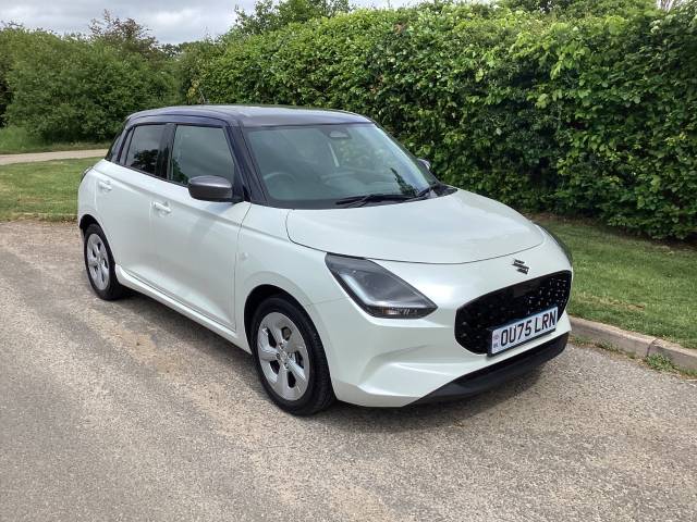 Suzuki Swift 1.2 Mild Hybrid Motion 5dr Hatchback Petrol White