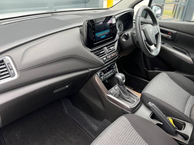 2024 Suzuki S-Cross 1.5 Hatchback Motion