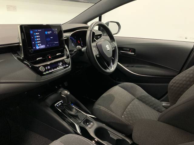 2023 Suzuki Swace 1.8 Estate Motion