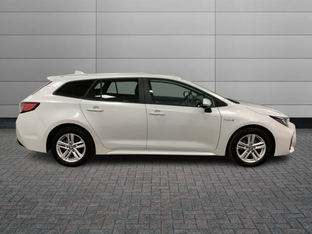 2023 Suzuki Swace 1.8 Estate Motion